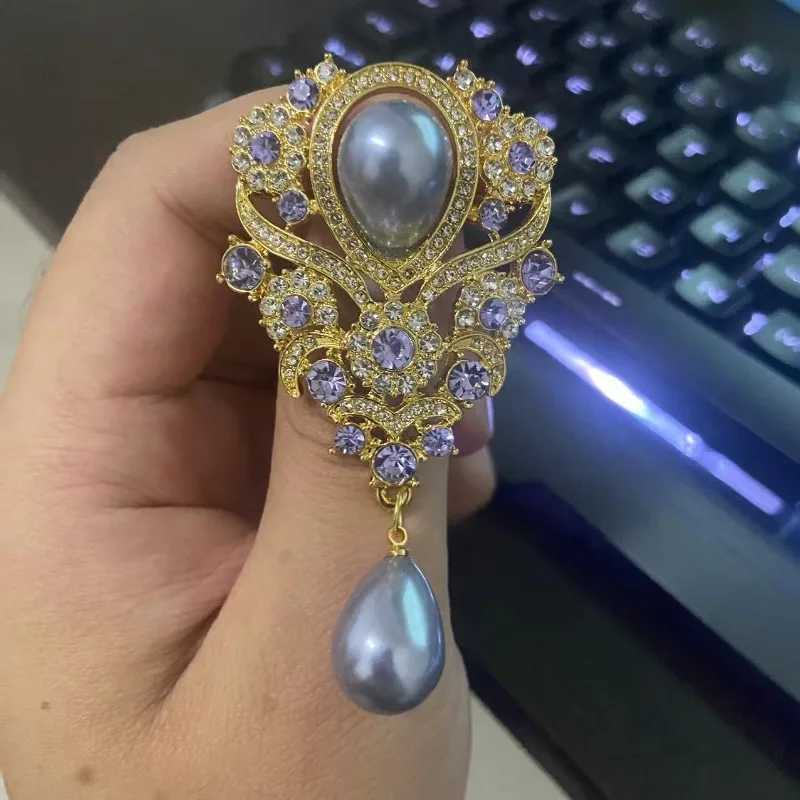 Super Beautiful French Vintage Palace Style Crystal Water Drop Pearl Brooch Corsage Versatile Clothing Accessories J251115