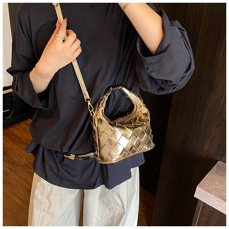 Luxury Brand Designer Bag Niche Bags For Women 2025 New Summer Versatile Super Popular Crossbody Bag Korean Style Handheld Woven Dumpling Bag