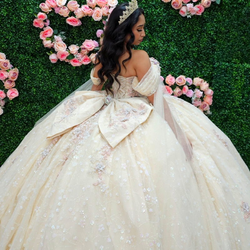 Champagne Shiny Quinceanera Dresses Ball Gown Off The Shoulder Applique Lace Beading Crystal Corset With Cape Party Birthday Sweet 16 Dress Vestidos 1