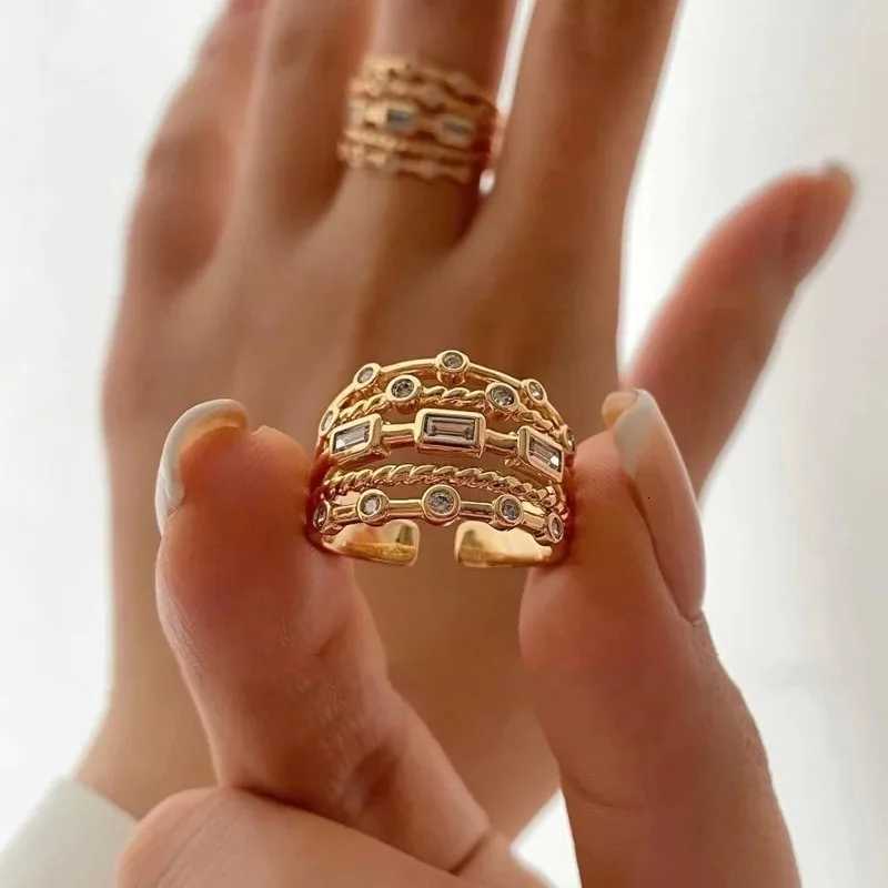 2025 New Stainless Steel 18 K Gold Plated Sun Rings for Women Natural Stone Inlaid in Hollow Metal Texture Ring Trendy JewelryXJ251025