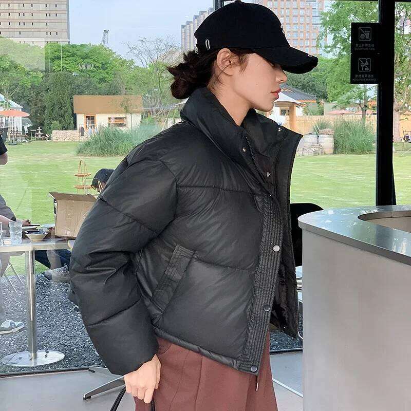 Winter Cropped Women Clothing Warm Short Puffer Jackets Lightweight Chic Stand Up Collar Student Cotton-Padded Jacket New Coats Designer Women