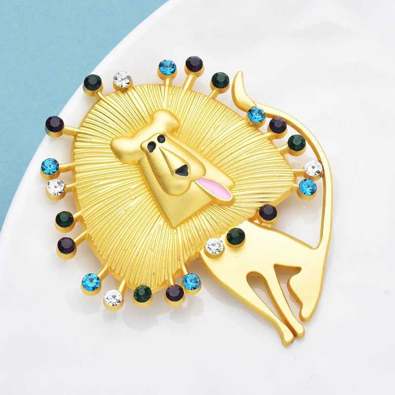 Wulibaby Vintage Lion Brooches For Women Unisex Lovely Alloy Rhinestone Animal Party Casual Brooch Pins Gifts J251115
