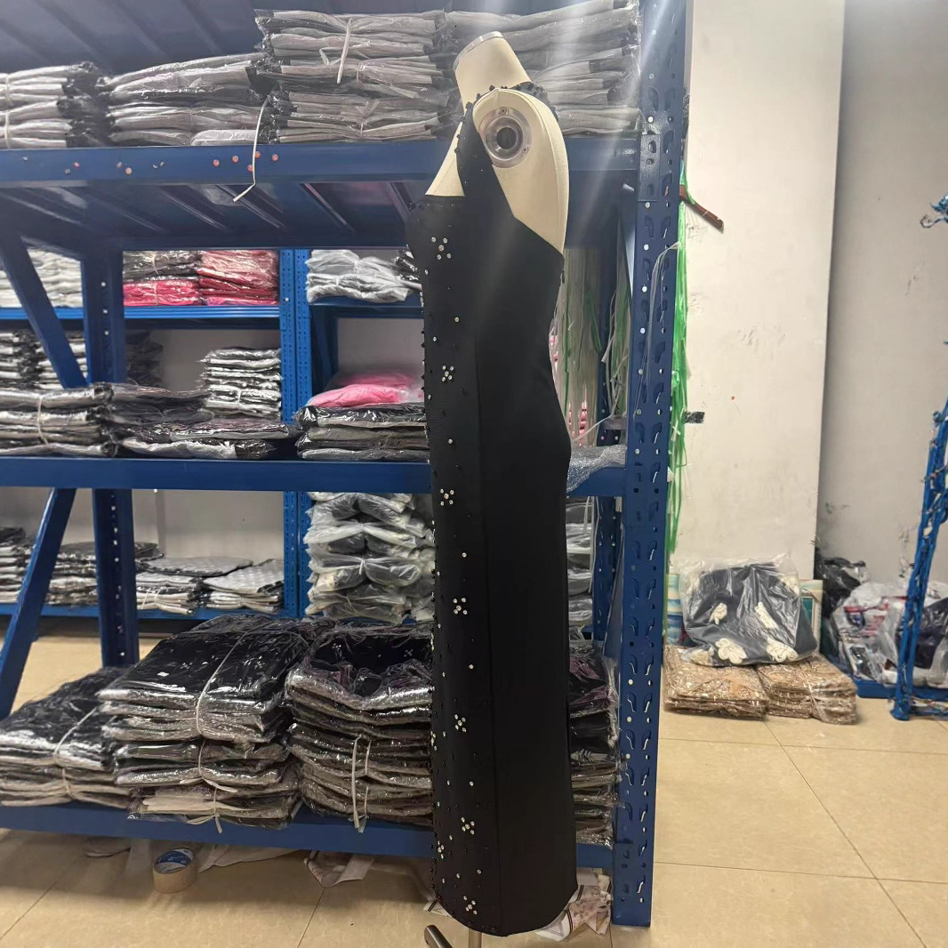 New European and American 2025 Women's Designer Fashion Sexy Strap Diamond Heavy Craft Tight Dress Pearl Bandage Dress