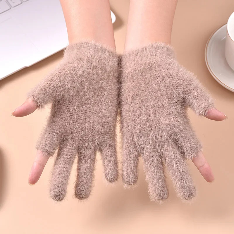 Sweet Mink Wool Short Gloves Women Winter Thicken Knitted Warm Short Fluffy Plush Mittens Fingerless Mobile Touch Screen Gloves 251023