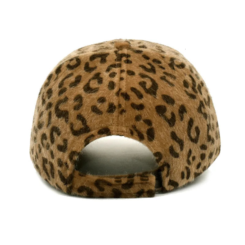 WomenS Plush Leopard Print Baseball CapAdjustable Lightweight Warm Hat for Fall and WinterSuitable for PartyEverydaySports 251023