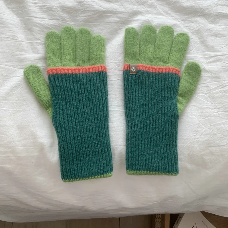 1 pair Couple Cycling Skiing Touch Screen Mens Womens Matching Knitted Gloves KoreanStyle Long Warm Student Gloves Autumn 251023