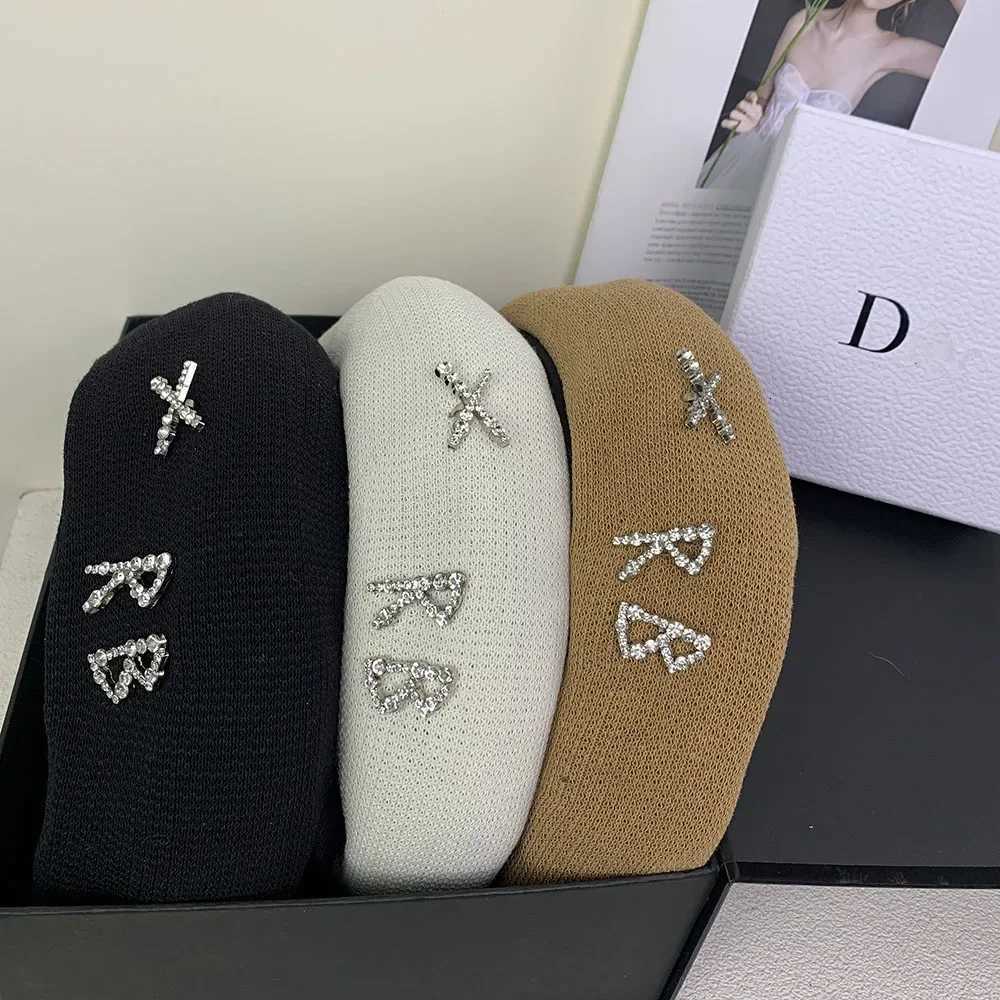 Deco Breathable Sweet Style Versatile Casual Painter Artist Beret adjustable bud Hat Wens Stylish Beret Hat With Diamonds Y251025