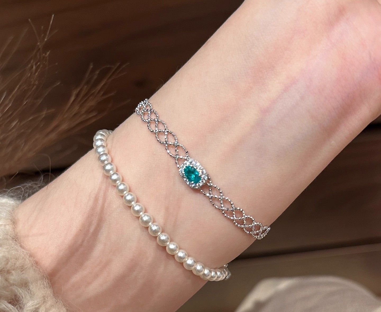 TaiYang New Gold Plated Copper Paraiba Blue Crystal Bracelet, Delicate Lace Chain with Sparkling Sugar Cube Charm for Women