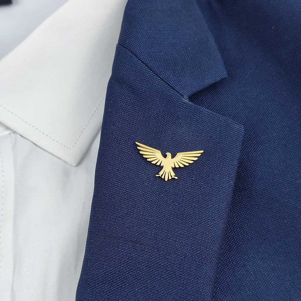 Phoenix Flamingo Gold Plated Badge Mens Suit Brooch Black Lapel Pin Clothing Accessories Set Halloween Gift J251115