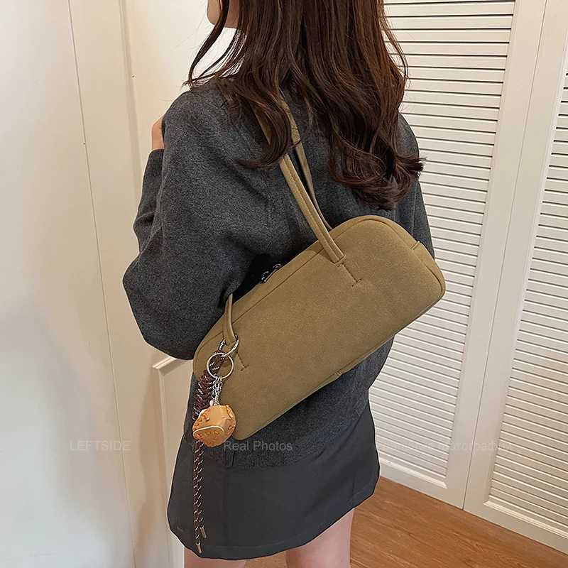 LEFTSIDE Womens Small Faux Suede Armpit Bag 2025 Winter New Retro Underarm Shoulder Bag Luxury Designer Handbags and Purses Z251024
