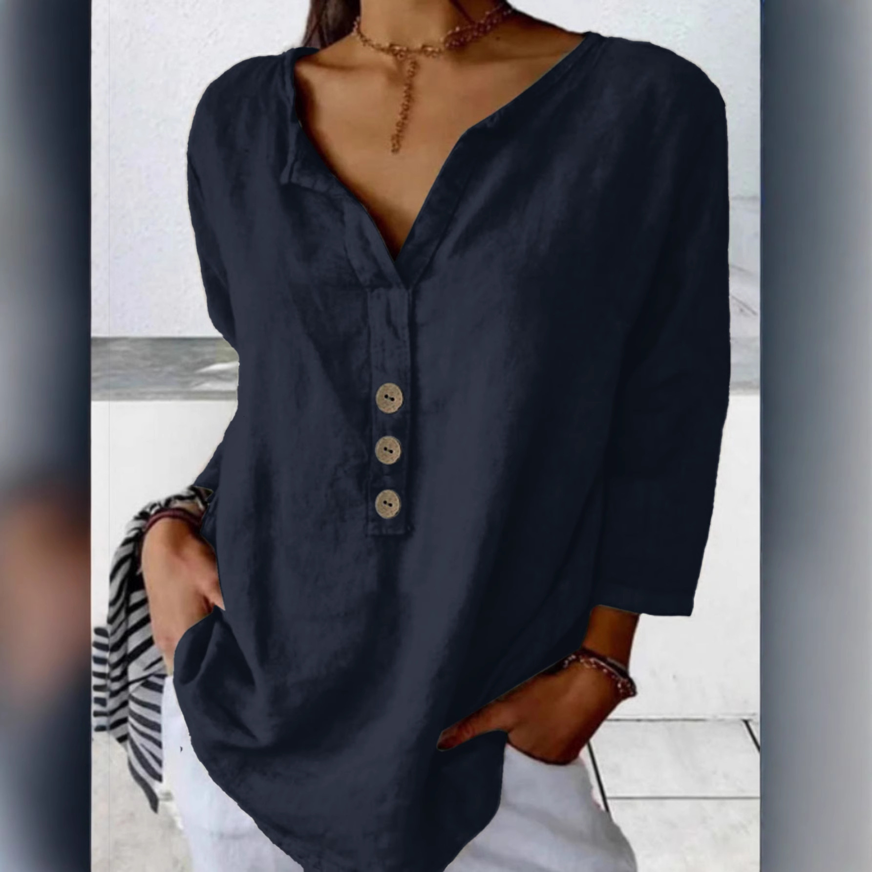2025 New Womens Solid Color Button Casual Top Fashionable Textured Shirt for Women