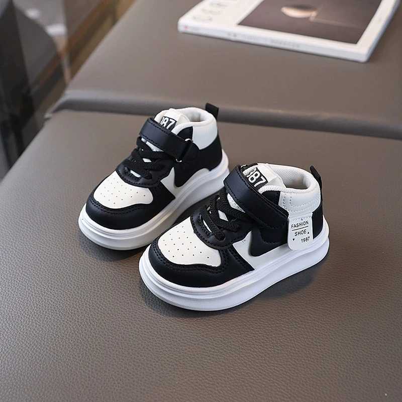 New Brands Fashion Hot Sales Children Casual Shoes Cool Solid Leisure Kids Sneakers Lovely Girls Boys Toddlers Boots C260130