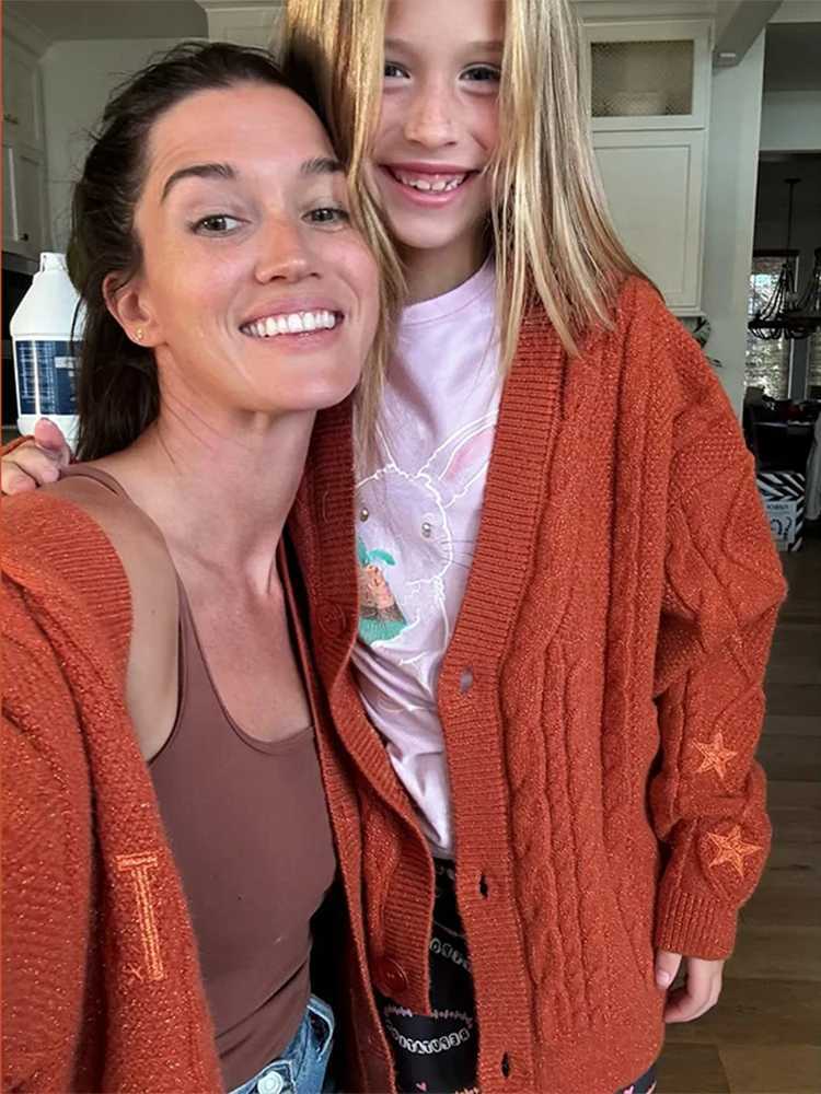 Orange Cable Knitted Womens Sweater Star Embroidery Cardigan Tops Trendy Casual Outerwear Vintage Autumn Tops Woman Casual WearT251025