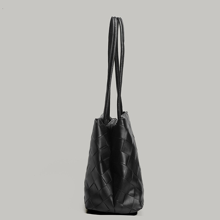 Luxury Brand Designer Bag Niche Design Handwoven Bag 2025 New Style Basket Bag Fashion Versatile Shoulder Bag High-End Tote Bag
