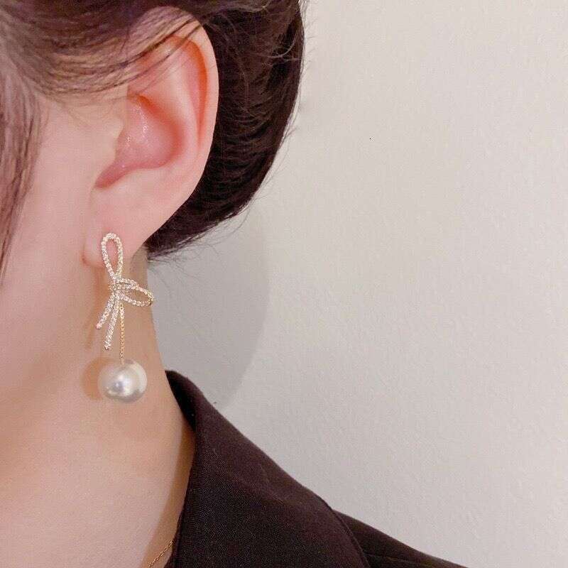 Light Bowknot Pearl Earrings for Women, Versatile and Slimming Long Earrings, Two-Way Wear, High-End Feel Ear Jewelry