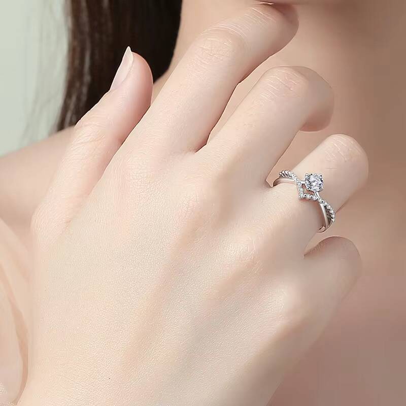Custom Jewelry for Women Round Moissanite S925 Sterling Silver Engagement Wedding Ring Maker