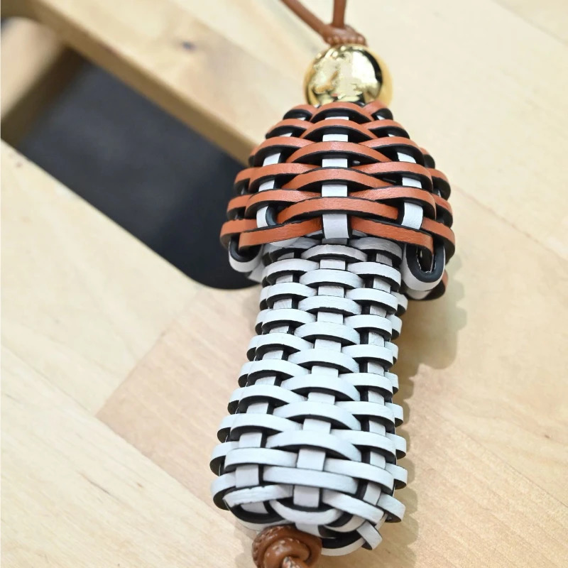 Weaving Mushroom Ornaments Leather Bag Charm Keychain Bags Pendant Decoration High Girl Gift Bag Accessories 251023