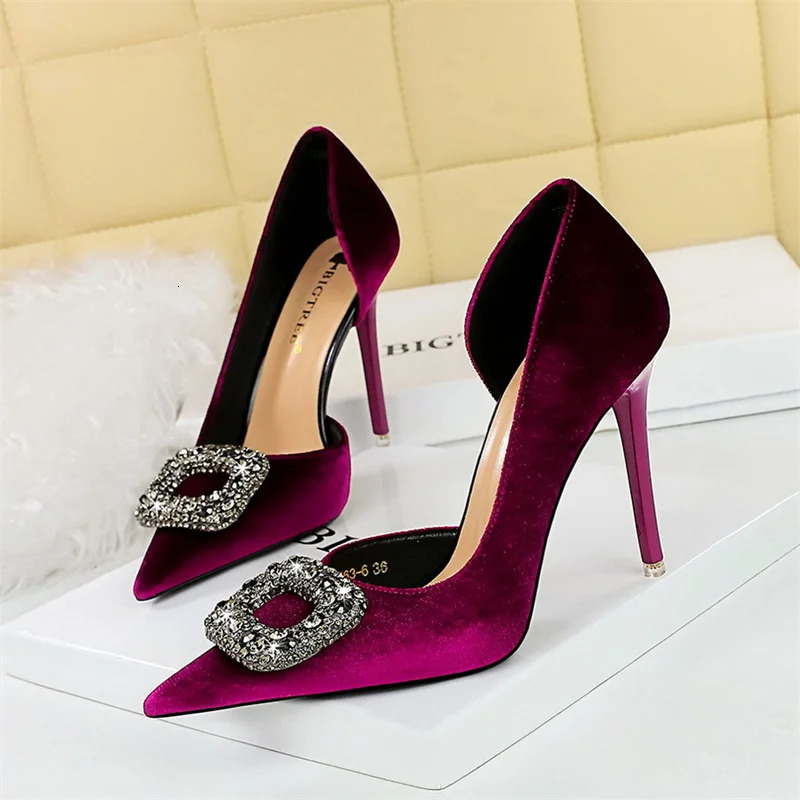 Women Super High Heels Velvet Pumps Shallow Mouth Pointed Toe Side Hollow Mental Rhinestone Crystal Buckle Purple Shoes 251022