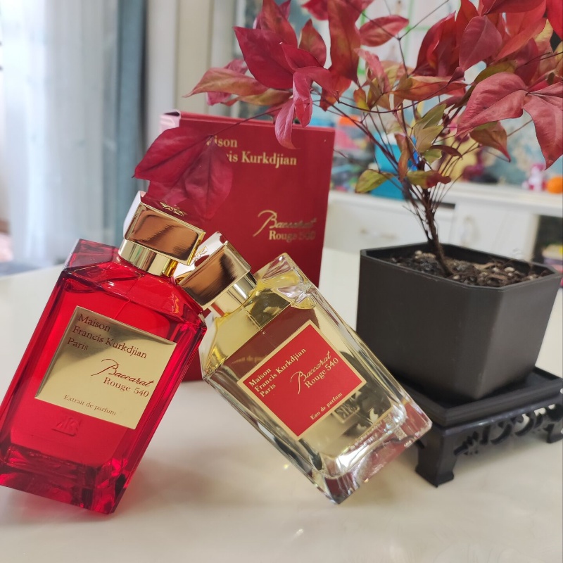 10A 2025 AAA High-End Cologne Baccaratt Rougue 540 Perfum 70Ml Women Parfum Neutral Fragrance Long Lasting Good Smell Men Perfume Wholesale