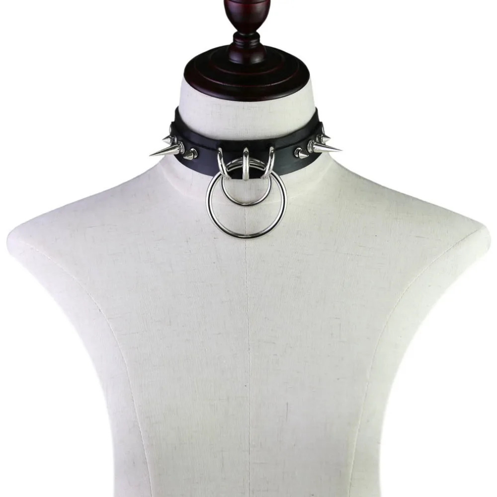 KMVEXO Punk Spike Metal Collar Girls Leather Harness Choker Necklace for Women Party Club Chockers Gothic Jewelry Harajuku 251023