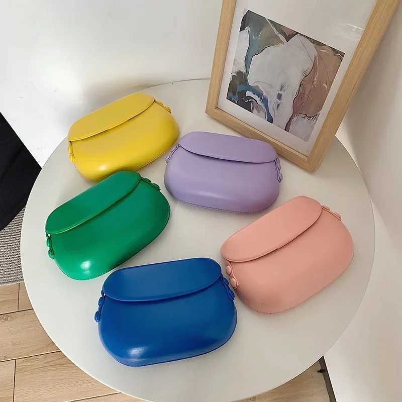 Candy Color Women Saddle Shoulder Bag Portable Female Clutch Purse Handbags Crossbody Bag Fashion Ladies Small Messenger Bags Z251024