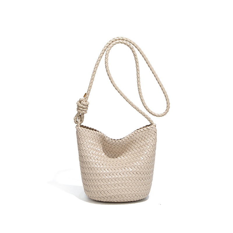 Korean Trend New for Women, Light Luxury High-End Handmade Woven Bucket Crossbody Bag