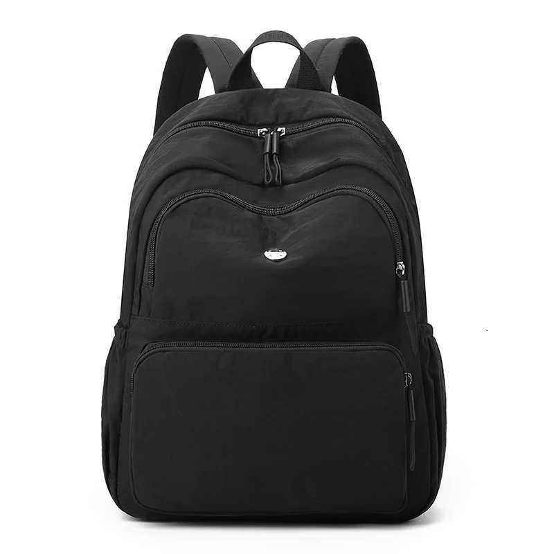 Adjustable strap Laptop Backpack durable nylon zipper closure leisure backpack W251025