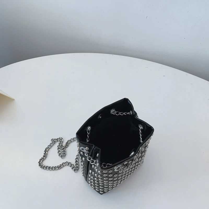LEFTSIDE Retro Small Rivets PU Leather Shoulder Bag for Women 2025 Punk Style Bucket Handbags and Purses Females Crossbody Bags Z251024