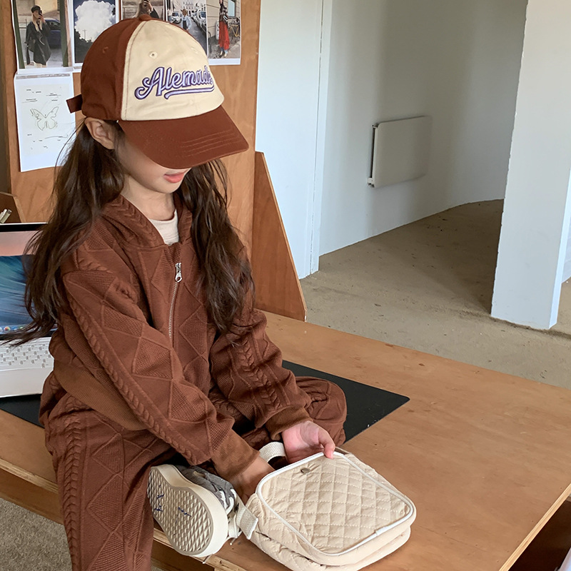 2025 Girls Matching Outfit Set Autumn Long Sleeve Tracksuit Casual Two Piece Set for Kids Perfect Gift Idea