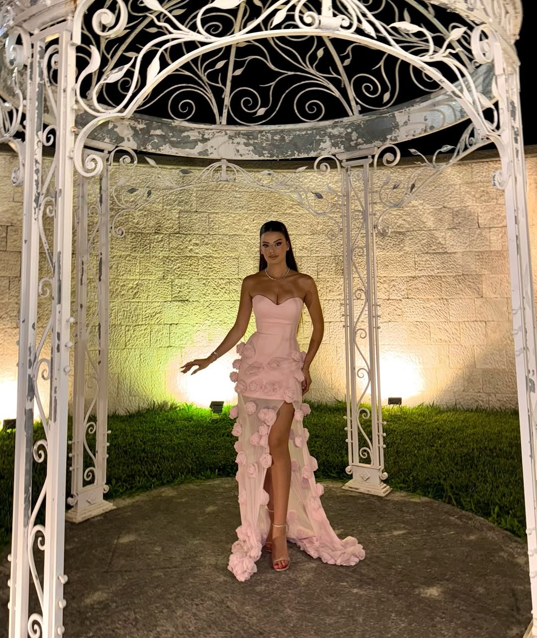 Fashion Evening Dresses 3D Flower Split Side Gown Sweetheart Neck Sleeveless Sweep Train Dress Party Customized Dress