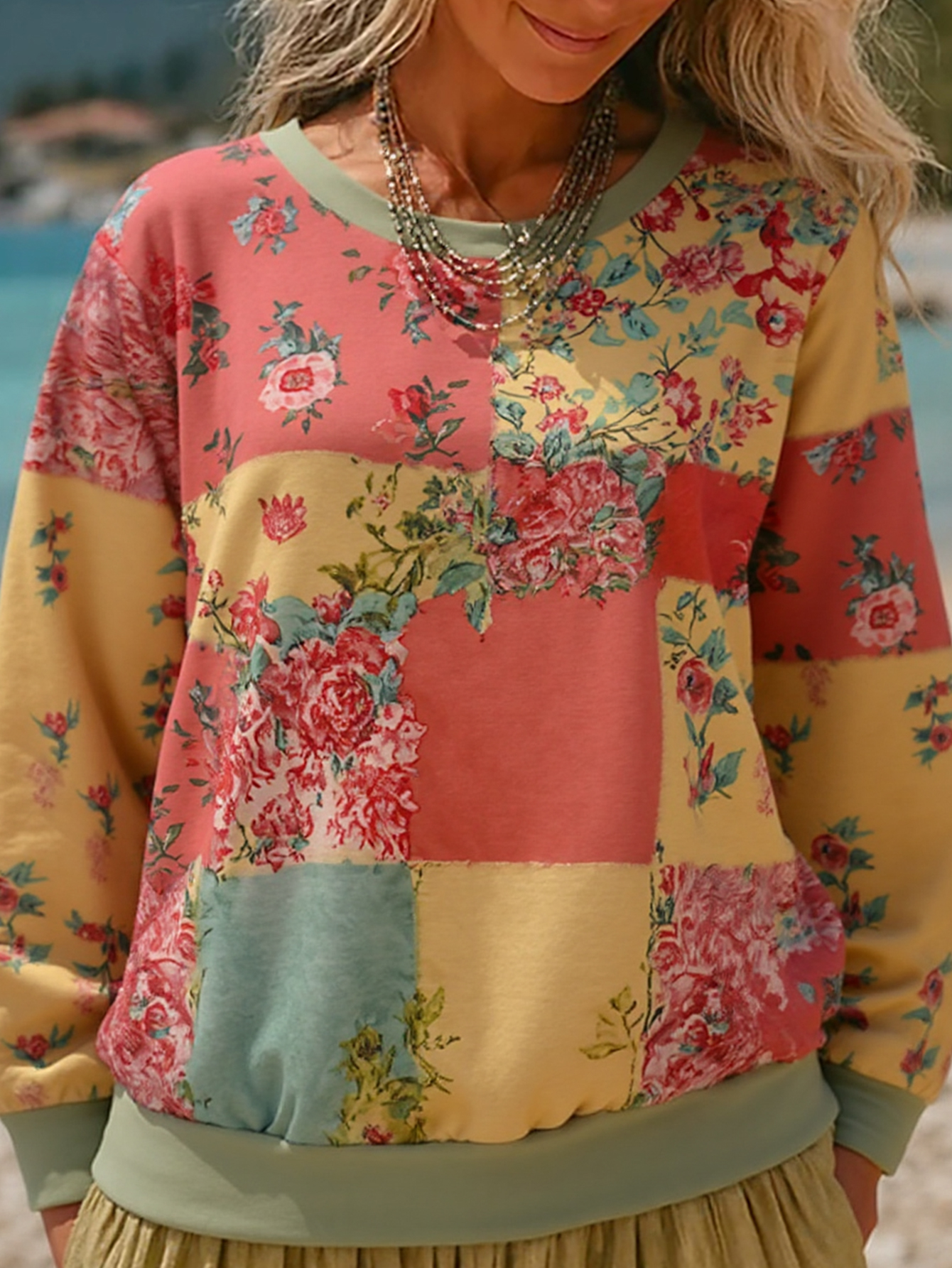 Autumn Winter New Fashion Ethnic Retro Thin Long Sleeve Floral Printed Crew Neck Top, Milk Silk Casual Versatile Women's Top, S-XXL Mixed Color--