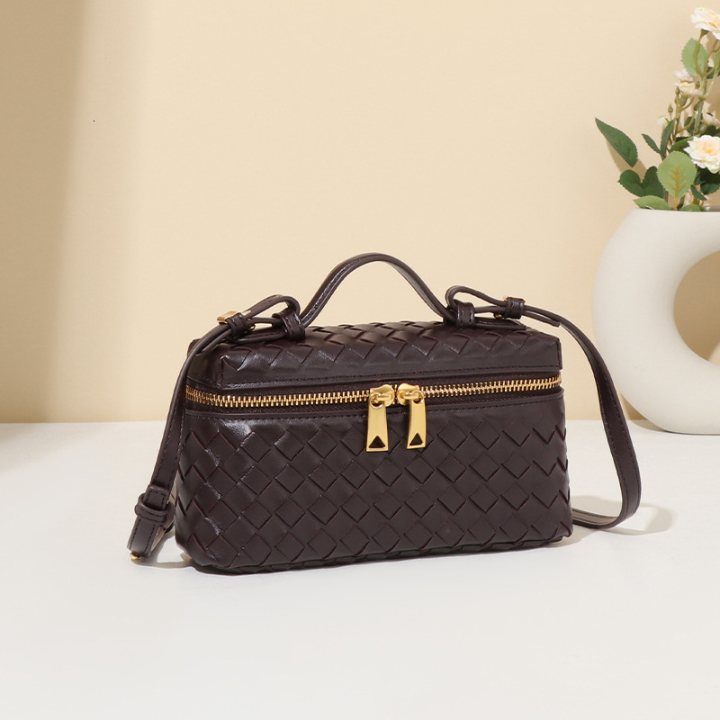 Luxury Brand Designer Bag Handwoven Fashion Box Bag B Brand Spring Summer New Single Shoulder Handheld Crossbody Lunch Box Bag