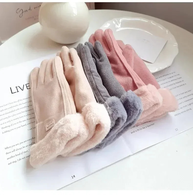 Fashion Gloves Autumn Winter Cute Furry Warm Mitts Full Finger Mittens Women Outdoor Sport Female Gloves Screen 251023