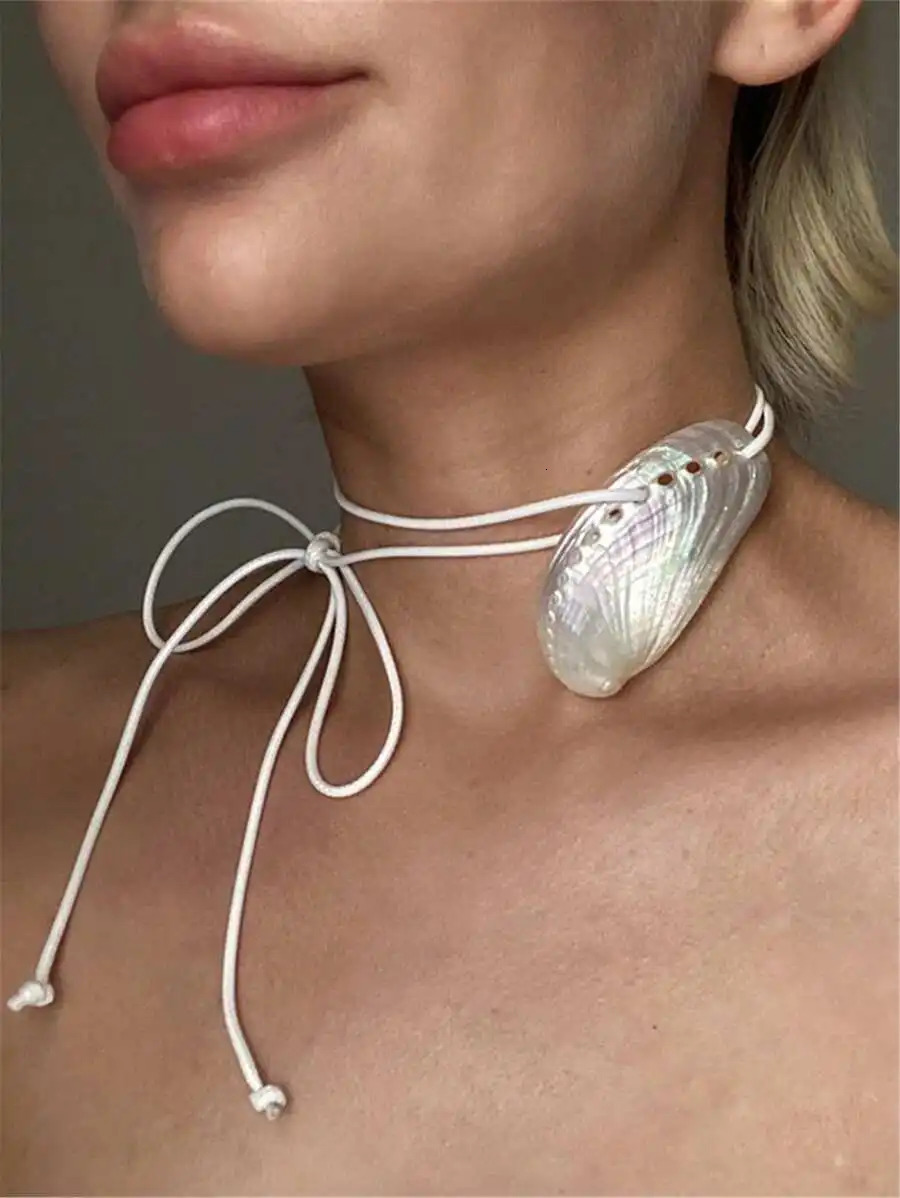 Exaggerated Natural Shell Collarbone Chain Charm Necklace Rope Chain Y2K Summer Beach Vacation Charms Jewelry For Women 251016