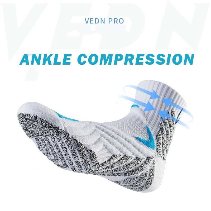 Professional Short Basketball Socks for Men Women Thicken Non Slip Soccer Golf Wear Running Socks Compression Y251024