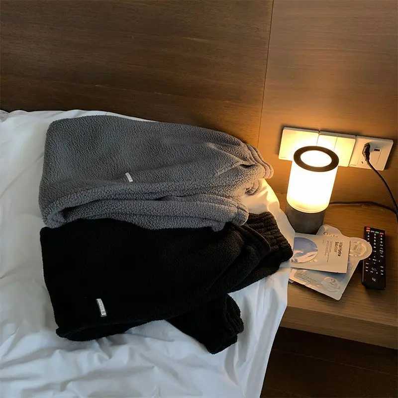 Women Thick Warm Casual Pants Winter Doublesided Lamb Fleece Loose Streetwear Trousers Versatile Casual Beam Foot Home PantsT251025