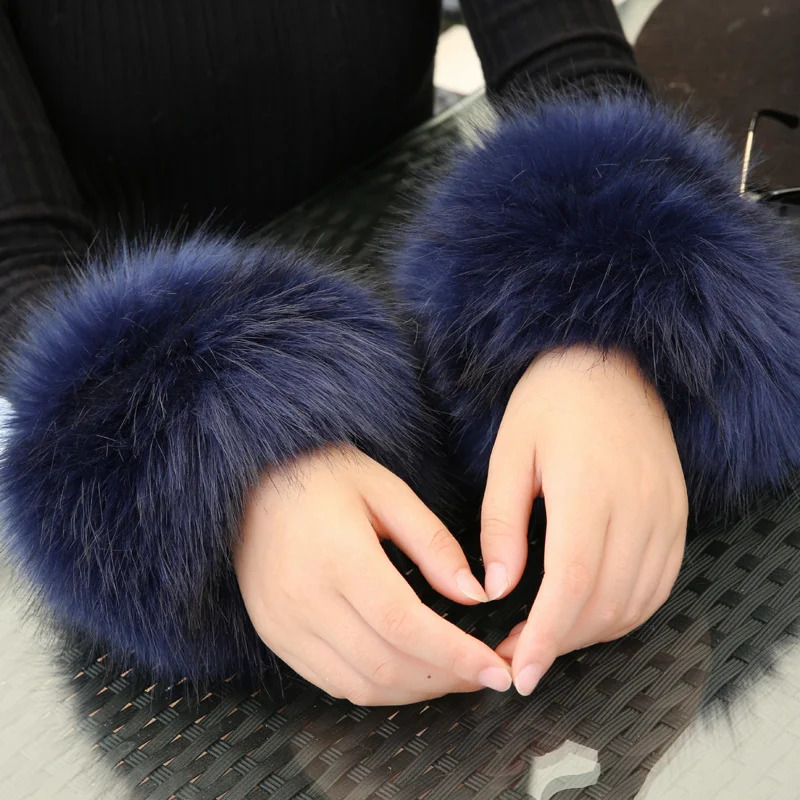 Winter Fur Sleeves Fake Fur Cuffs Female Jackets Cuffs Arm Warmer Fur Hand Ring Wrist Warmer Fur Bracelet Oversleeve 251023