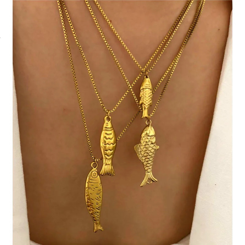 12pcsLot Cute Stainless Steel Gold Plated Small Fish Pendant Necklace for Women Waterproof Beach Party Jewelry Summer Gift 251023