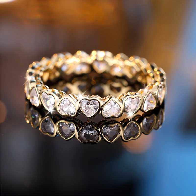 Delicate Single Row Heart Thin Rings For Women Antique Gold Color White Zircon Stacking Wedding Bands Versatile Hand Jewelry CZXJ251025