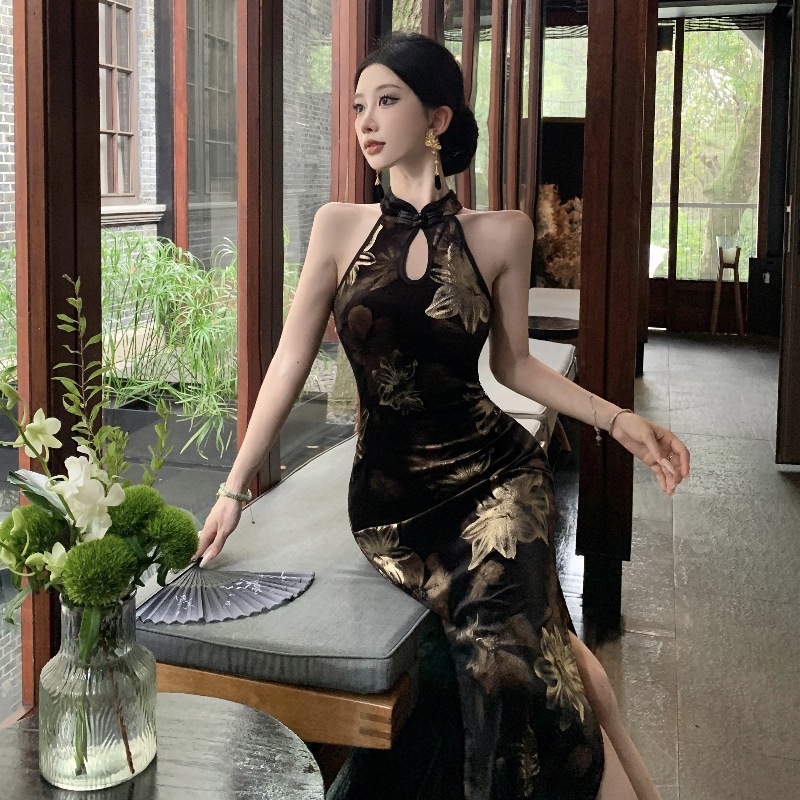 New Chinese retro designer improves cheongsam dress, elegant and mature style for women, slim fit long skirt