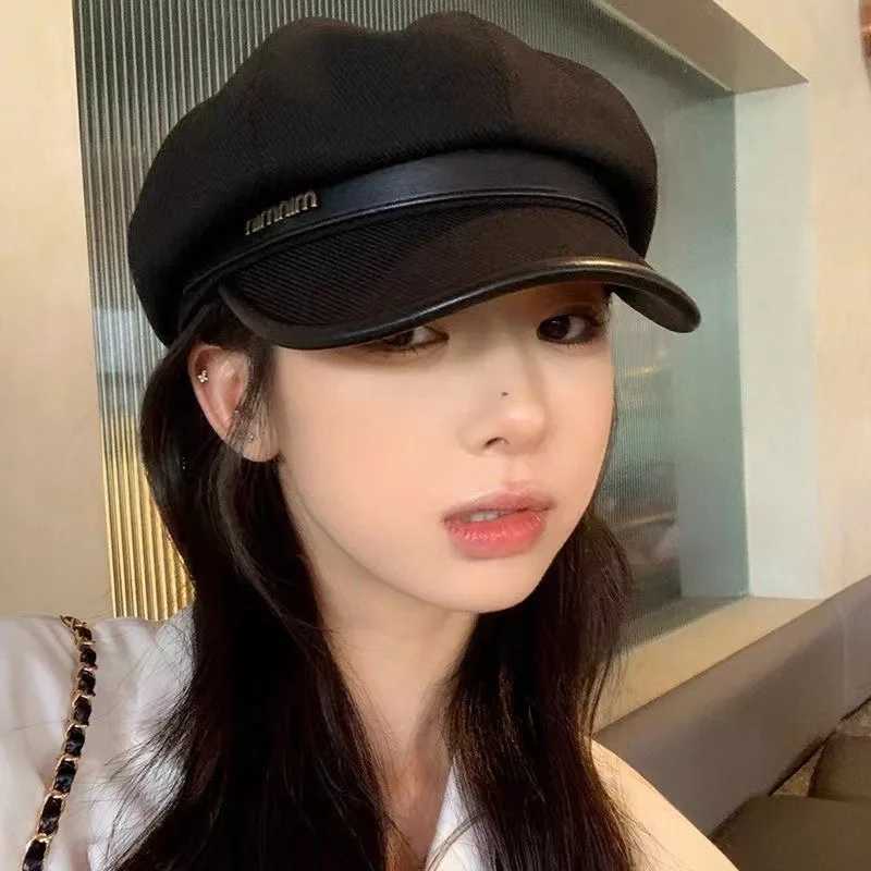 Retro Maillard style Korean version versatile hat for winter new style with a stylish and casual look that accentuates the face Y251025