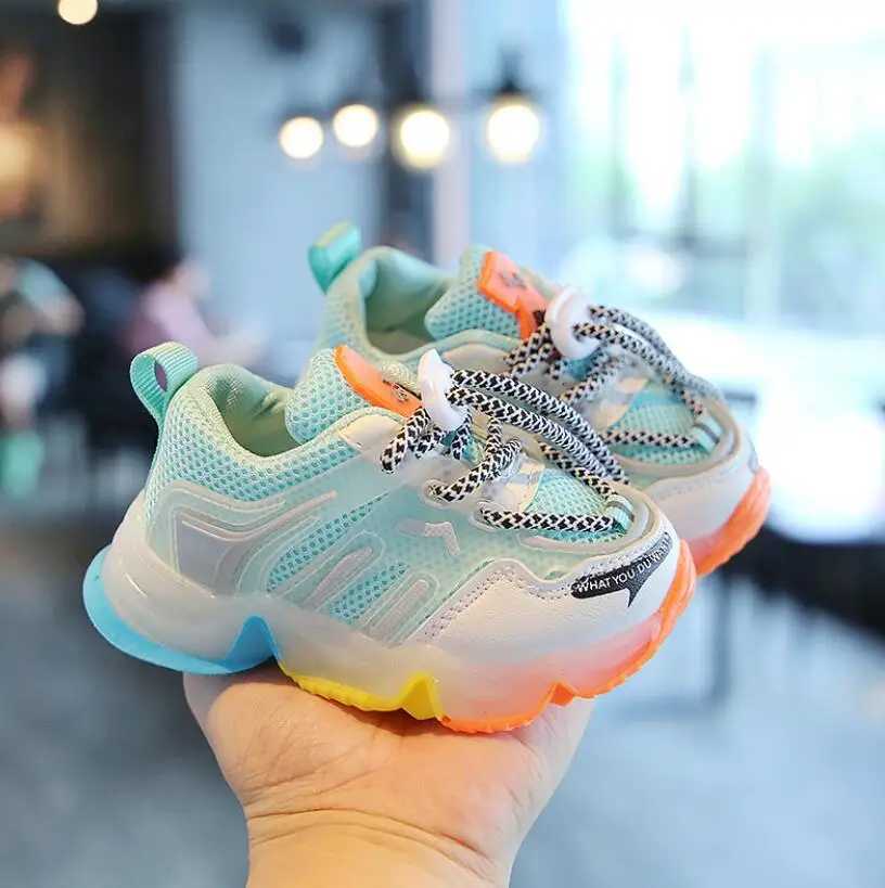 Baby Led Light Up Shoes Girls Breathable Glowing Sneakers Boys Antislippery Sneakers Children Luminous Casual ShoesT251025