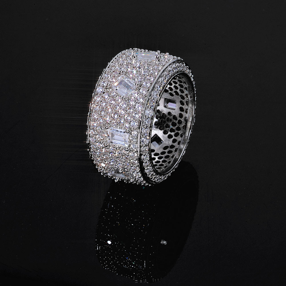 Choucong 2025 Wedding Rings Luxury Jewelry 18K White Gold Fill Pave Micro 5A Cubic Zircon CZ Diamond Gemstones Party Women Men Ring For Lover Gift