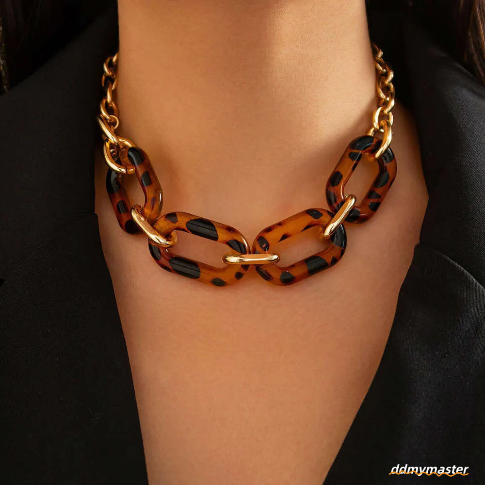 Fashion Leopard Print Necklace Set: Irregular Geometric Acrylic Collarbone Chain Accessories Ddmymaster
