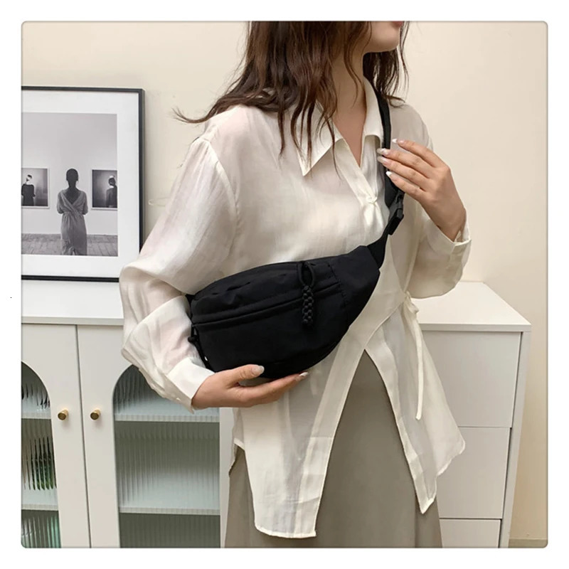 Chest Bag Banana bag for Women Sling Crossbody Waist Pack Canvas Running Waist Bag Casual Fanny Packs Sport Half Moon Belt Bag 251023