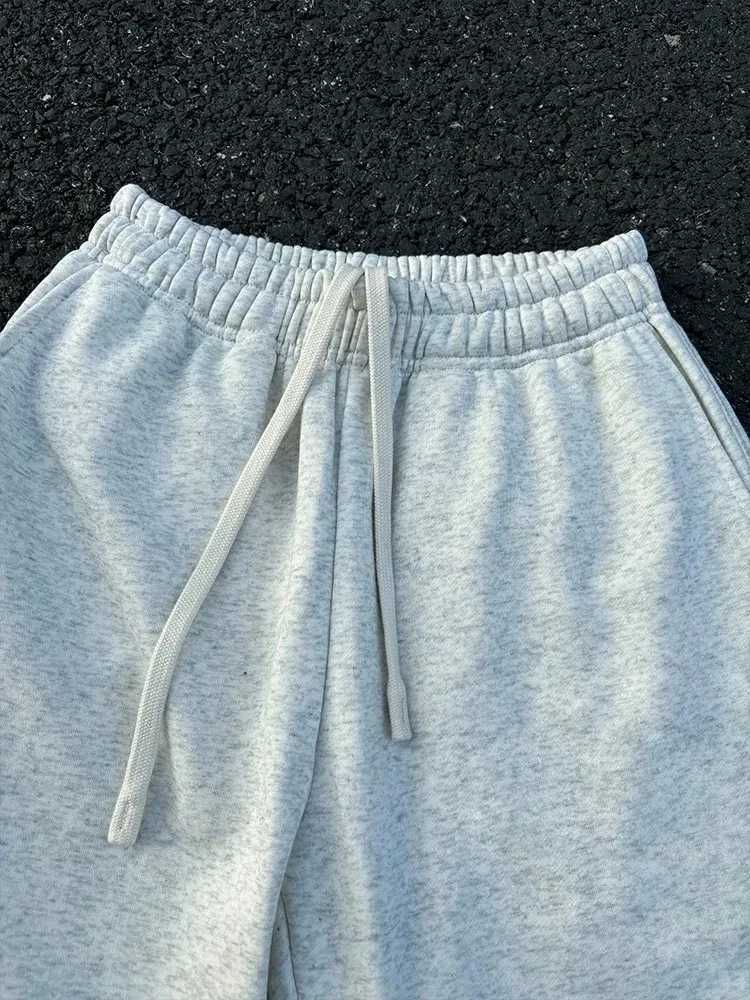 Hot Selling Loose Shorts Men and Women Summer 2025 Made Highquality Pure Cotton Suitable for Beach Leisure SportsXJ251025