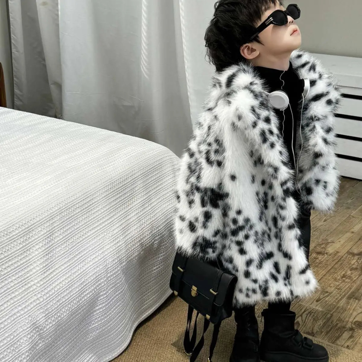 Autumn and Winter Children Fur Coat Thickened Warm Children Clothing Fox Fur Coat Versatile Trendy Style 251023