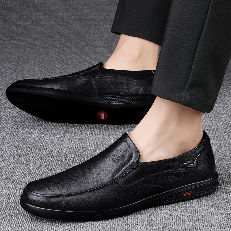 CLOHOO Mens Business Casual Shoes Handmade Layered Cowhide Rubber Bottom Leather Footwear for Office And Leisure 251023