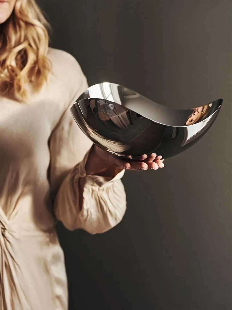 Stainless Steel Large Serving Bowl Decorative Fruit Bowl Metal Salt Bowl Storage Plate for He Decoration Living Ro Table Y251025