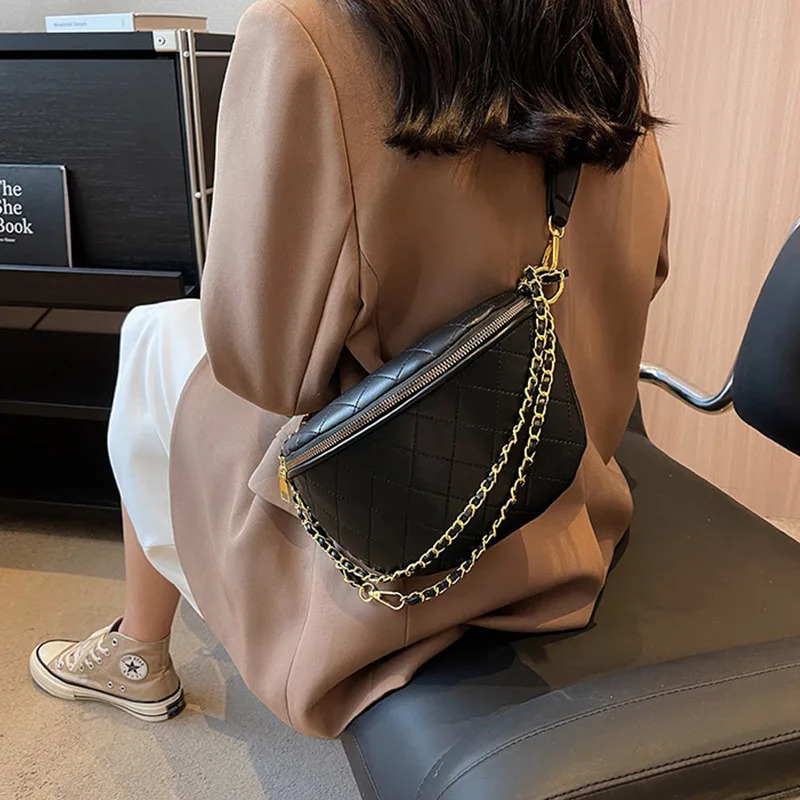 Chain Waist Bags Women Leather Fanny Pack Highquality Zipper Female Crossbody Chest packs Banana Bags Phone pocket 251023